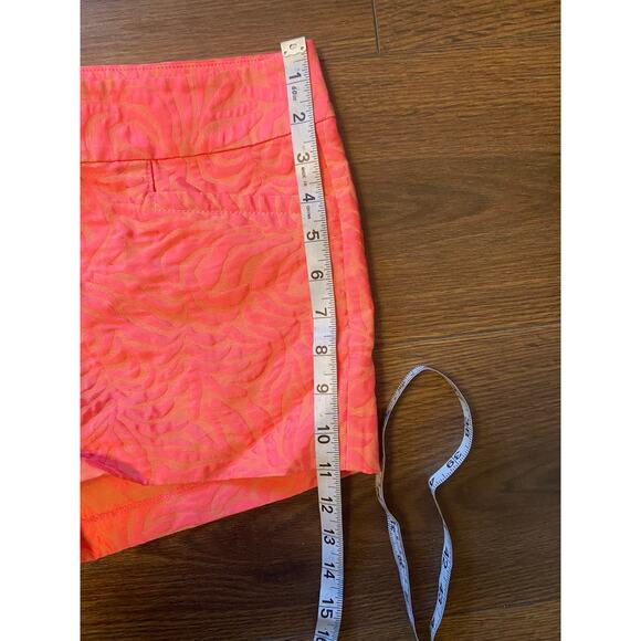 EUC Lilly Pulitzer 4" Jacquard Ellie Short in Flamingo sz: 4 - Picture 4 of 6